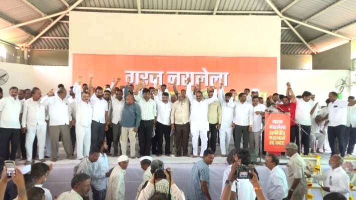 <p>9 जून रोजी &ldquo;न भूतो न भविष्यती" मोर्चाचा इशारा...शक्तीपीठविरोधात सर्वपक्षीय आक्रमक</p>
